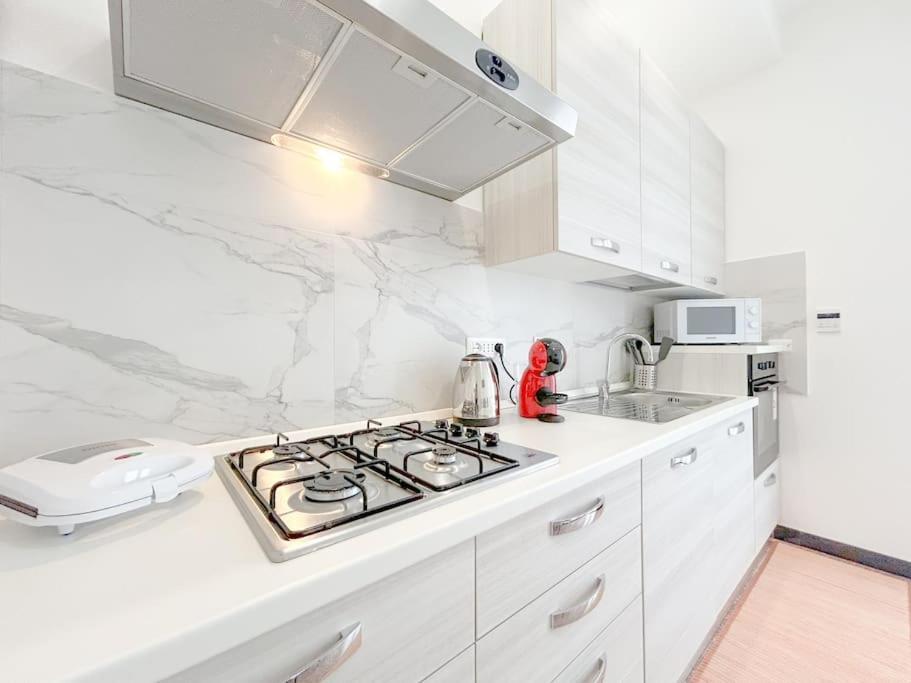 Elegant Apartment - Wifi - Smart Tv - Netflix Genua Zewnętrze zdjęcie