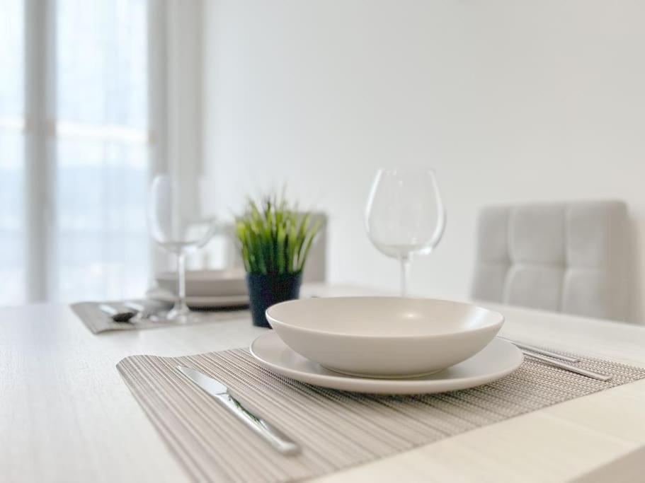 Elegant Apartment - Wifi - Smart Tv - Netflix Genua Zewnętrze zdjęcie